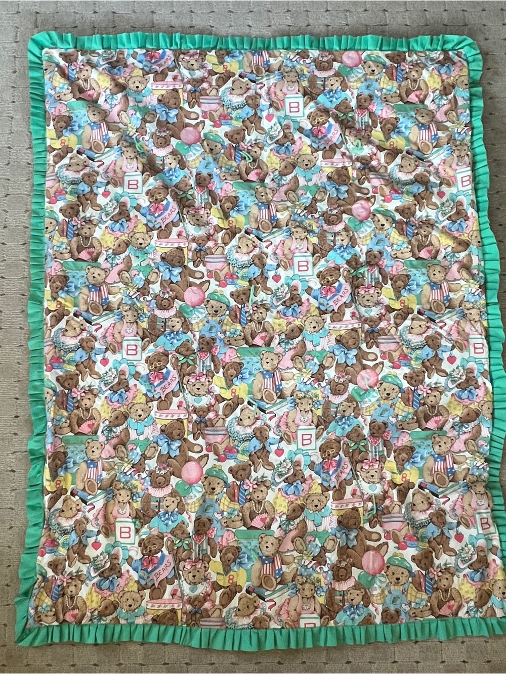 Handmade Vintage Teddy Bear Baby Quilt Bedding Blanket 54x42